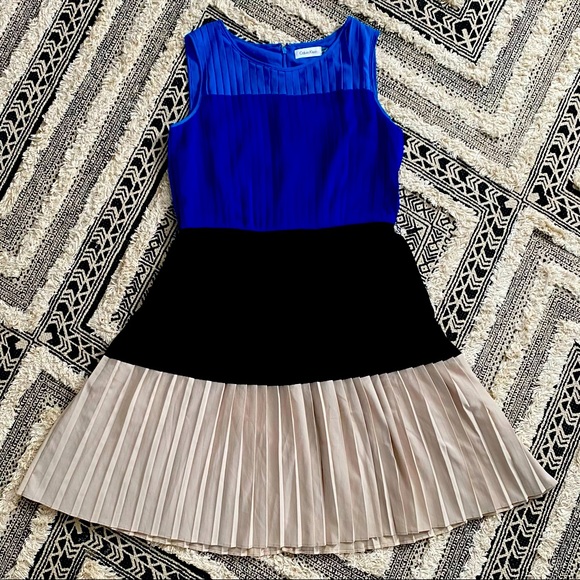 Calvin Klein Dresses & Skirts - Calvin Klein | Gorgeous Pleated Color Block Dress